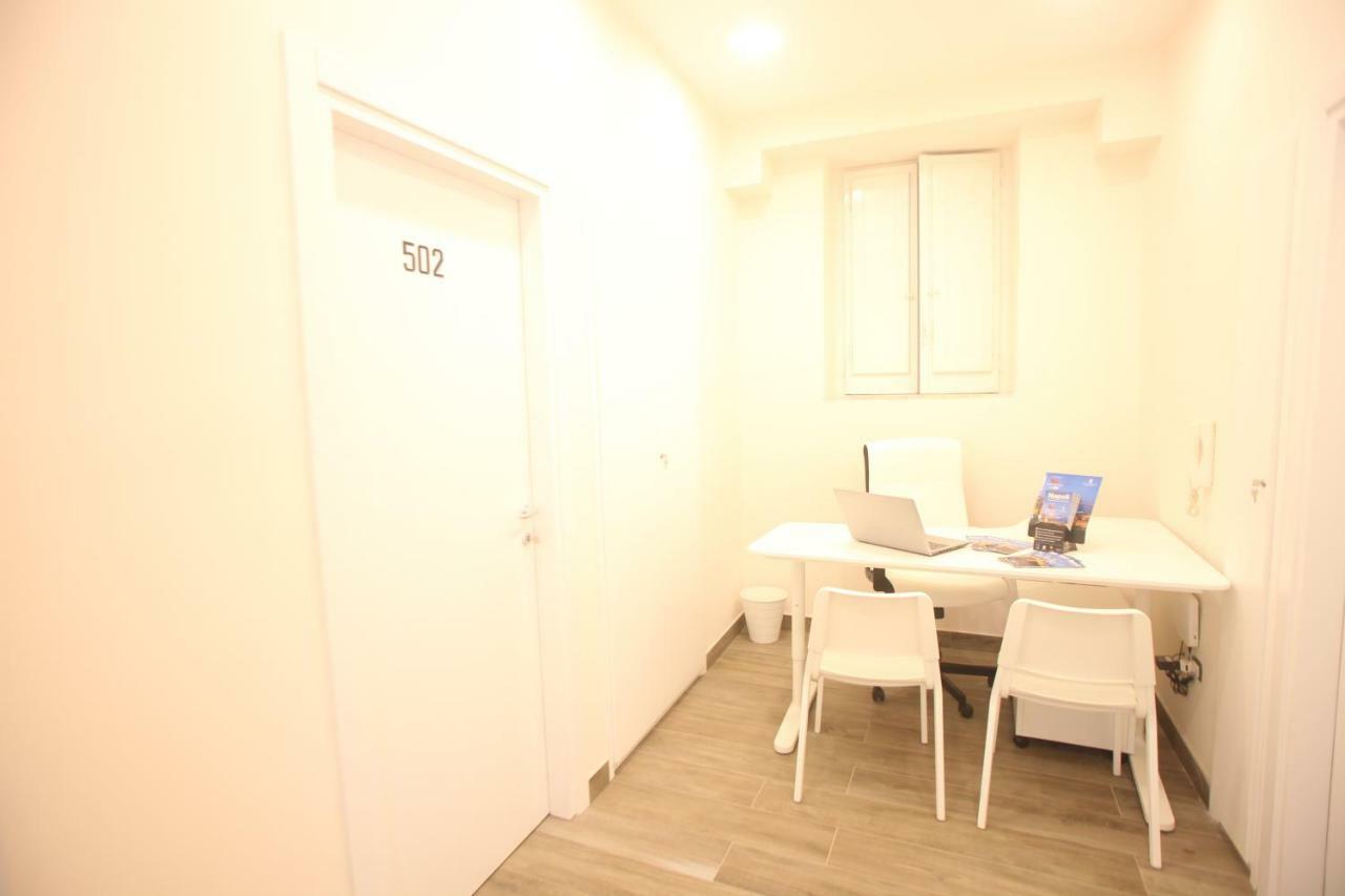 Garibaldi Station 2Punto0 Bed & Breakfast Napoli Exterior foto