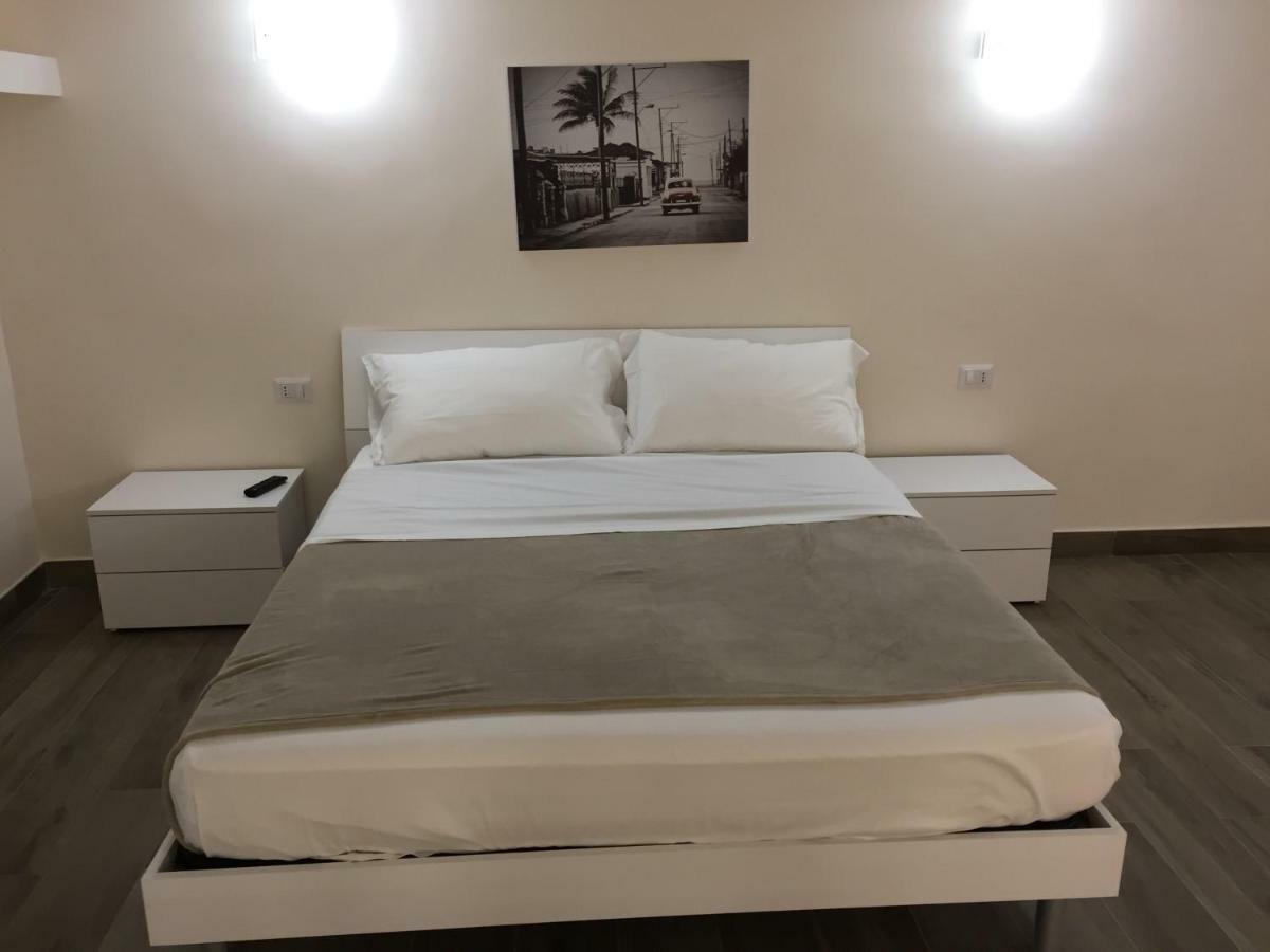 Garibaldi Station 2Punto0 Bed & Breakfast Napoli Exterior foto