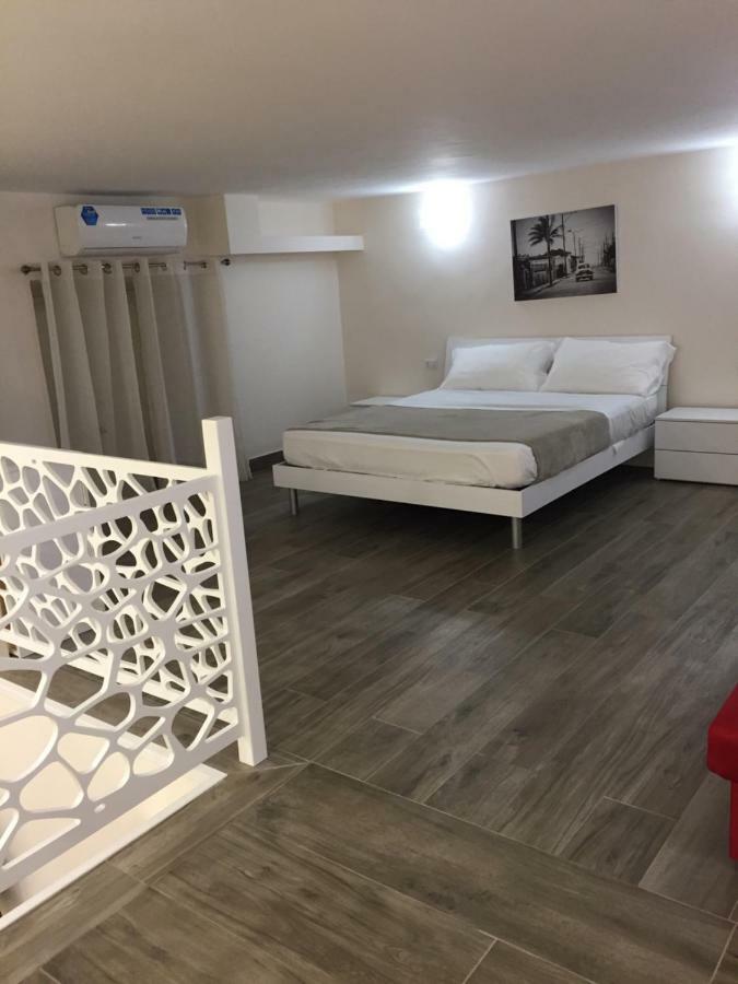 Garibaldi Station 2Punto0 Bed & Breakfast Napoli Exterior foto